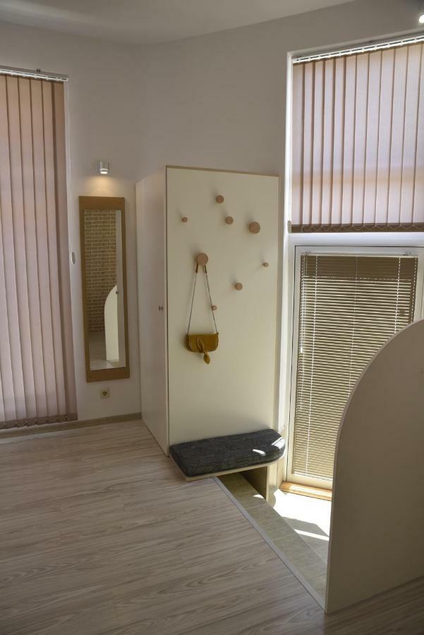 Studio Toni Apartment Sliven Bagian luar foto
